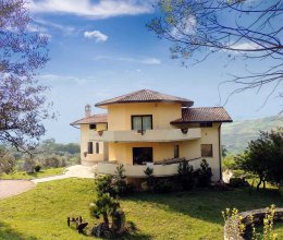 Villa Zona tranquilla San Valentino in Abruzzo Citeriore Abruzzo