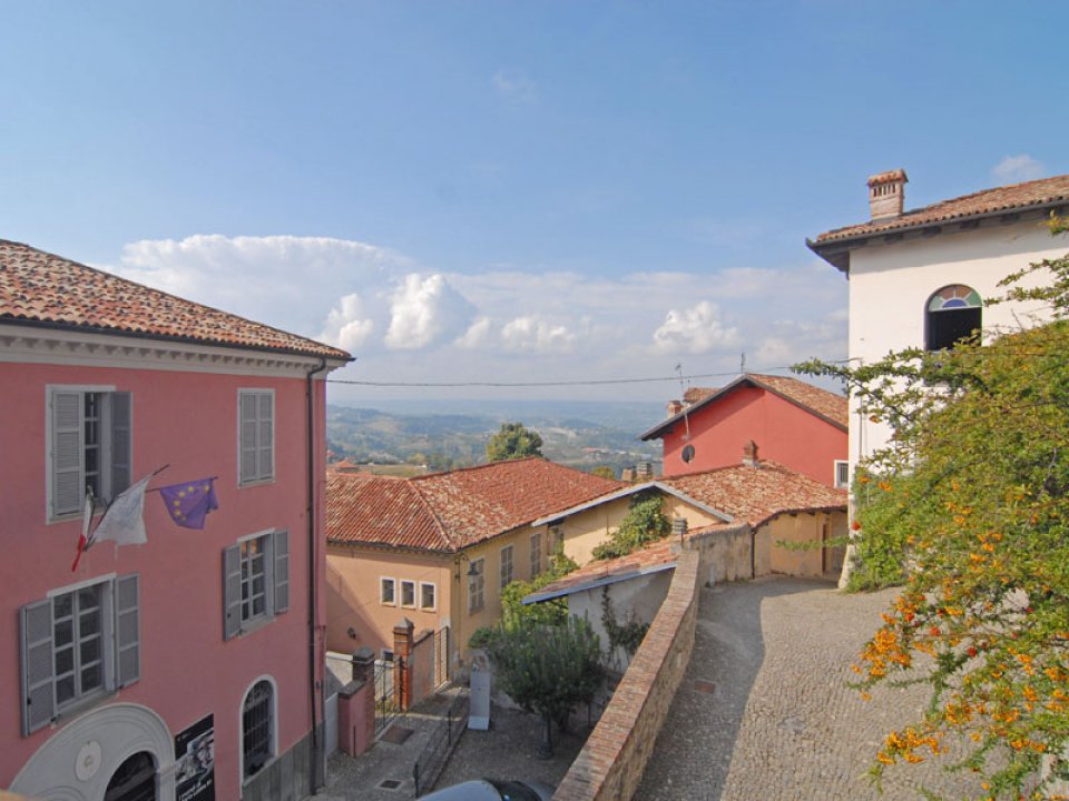 Vendita casale in zona tranquilla Monforte d´Alba Piemonte foto 12