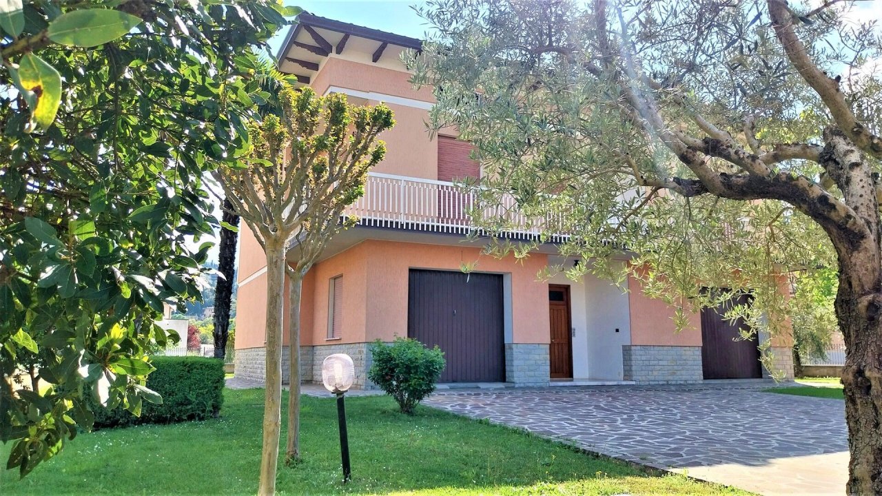 Vendita villa in zona tranquilla Spello Umbria foto 2