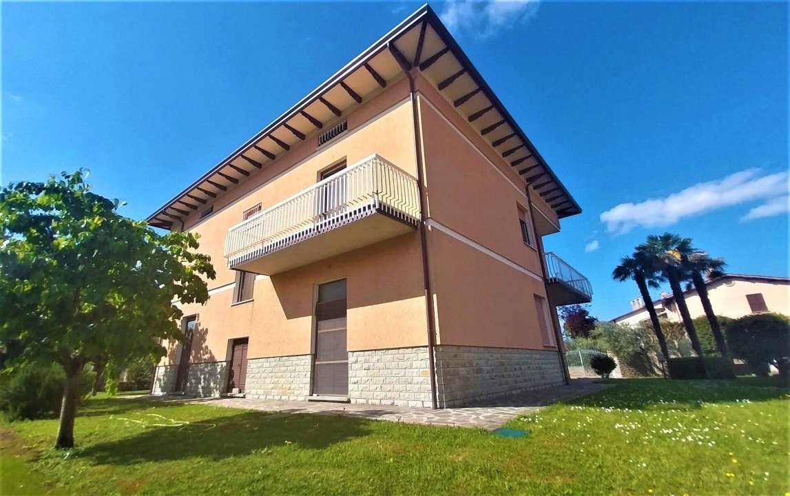 Vendita villa in zona tranquilla Spello Umbria foto 1