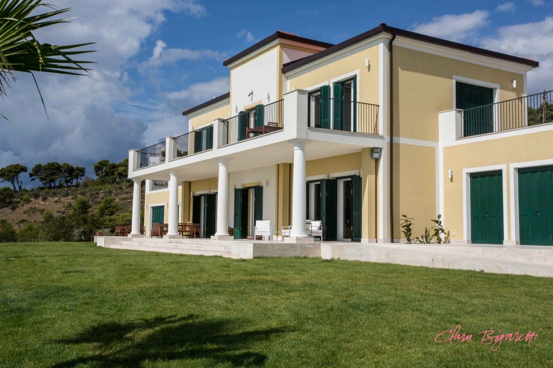 Vendita villa in zona tranquilla Cipressa Liguria foto 13