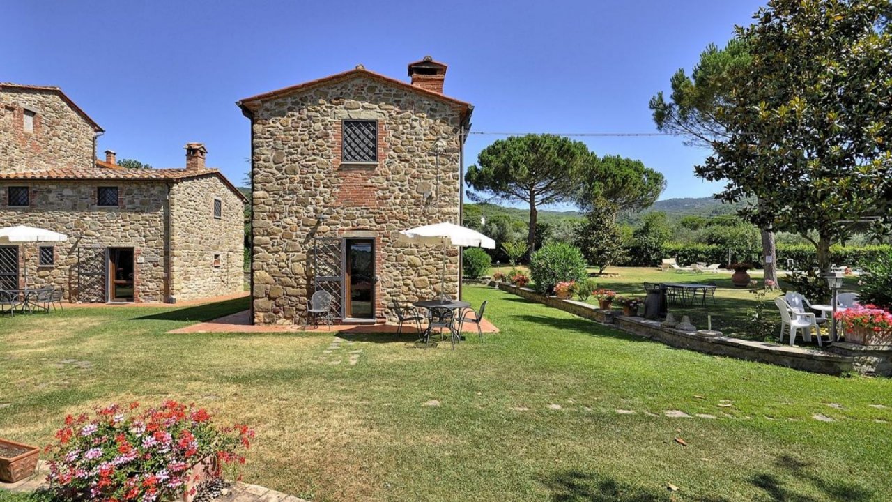 Vendita villa in  Tuoro sul Trasimeno Umbria foto 11
