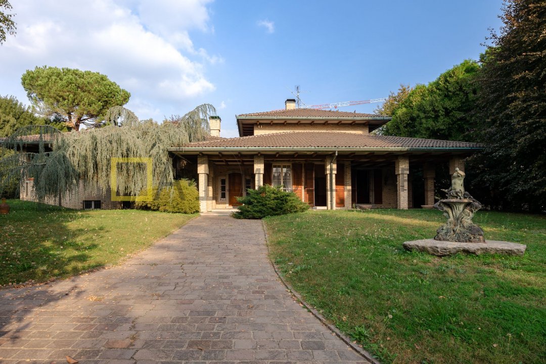Vendita villa in città Lentate sul Seveso Lombardia foto 8