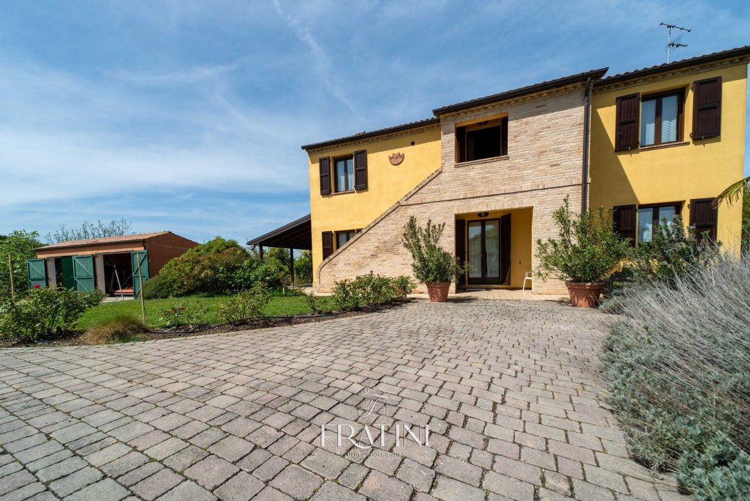Vendita villa in zona tranquilla Morrovalle Marche foto 5