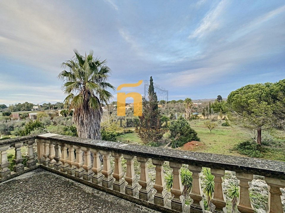 Vendita villa in zona tranquilla Ruffano Puglia foto 3