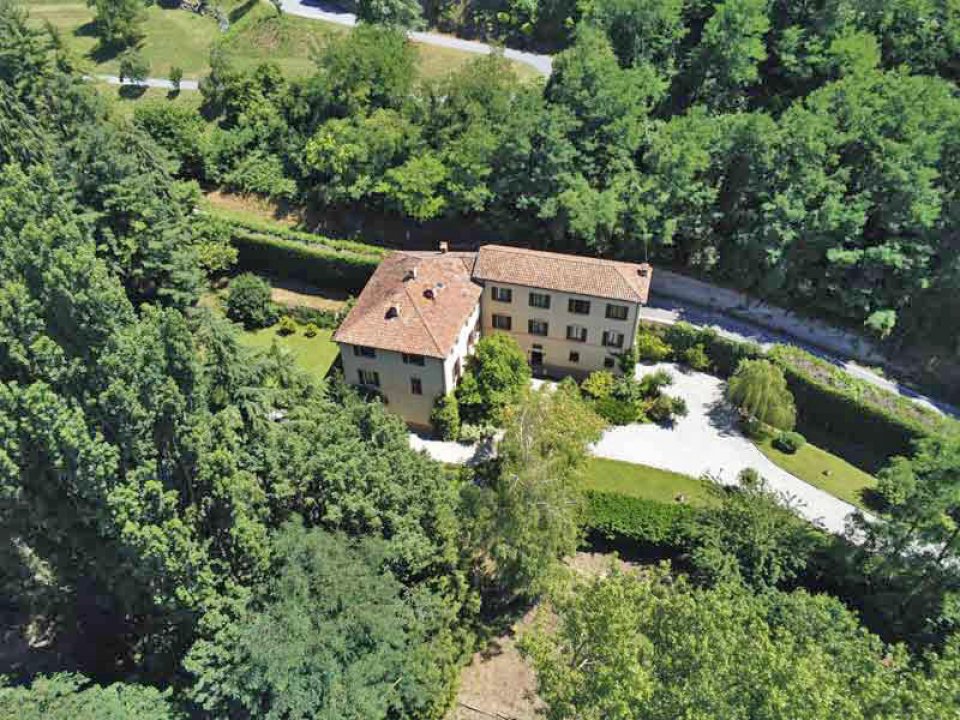 Vendita villa in zona tranquilla Murazzano Piemonte foto 1
