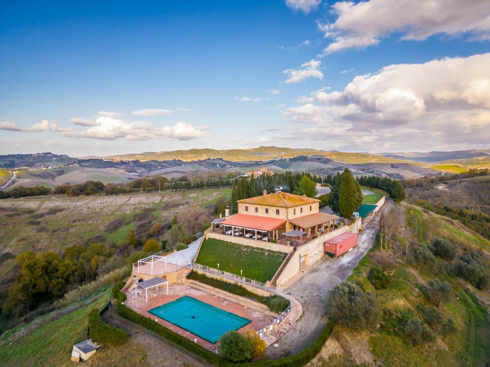 Vendita villa in montagna Volterra Toscana foto 1