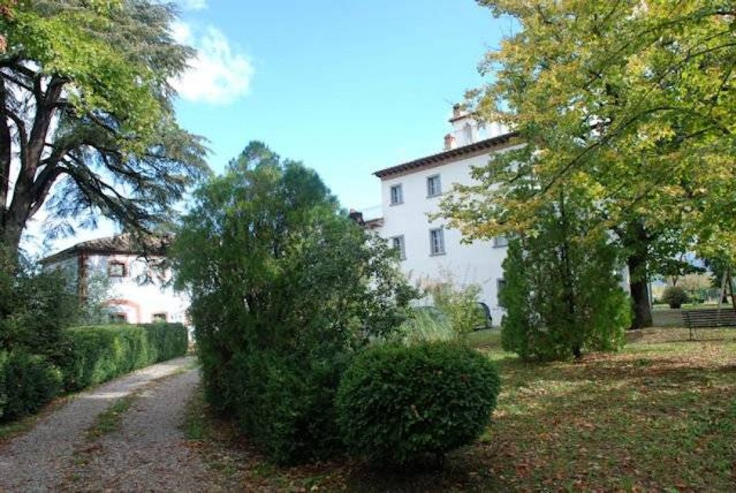 Vendita villa in zona tranquilla Arezzo Toscana foto 1