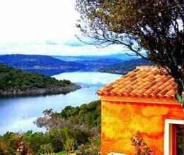 Operazione immobiliare Lago Sant´Antonio di Gallura Sardegna